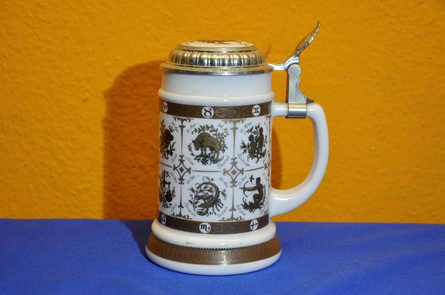 Luxury Cup Store -Luxury Cup Store Opalglas Bierkrug BMF West Germa